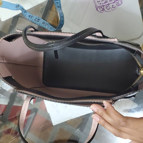 Kate Spade Bag with Strap black and pink - Picture 8 of 14